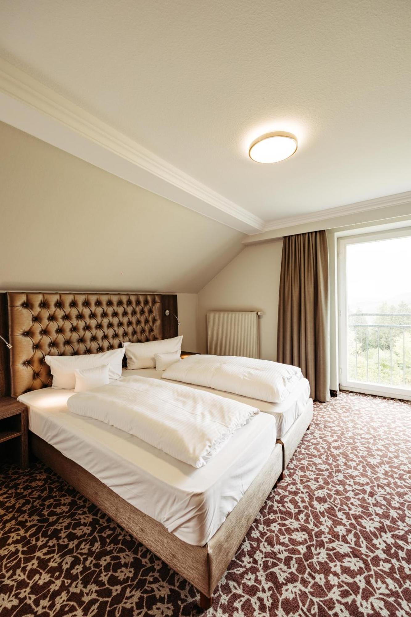 Berghotel Hoher Knochen Винтерберг Номер фото